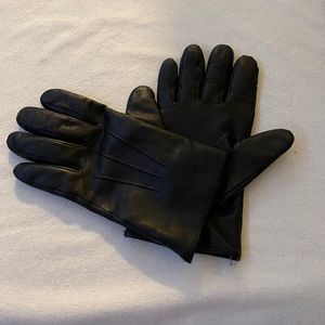 LL Bean Men’s leather gloves